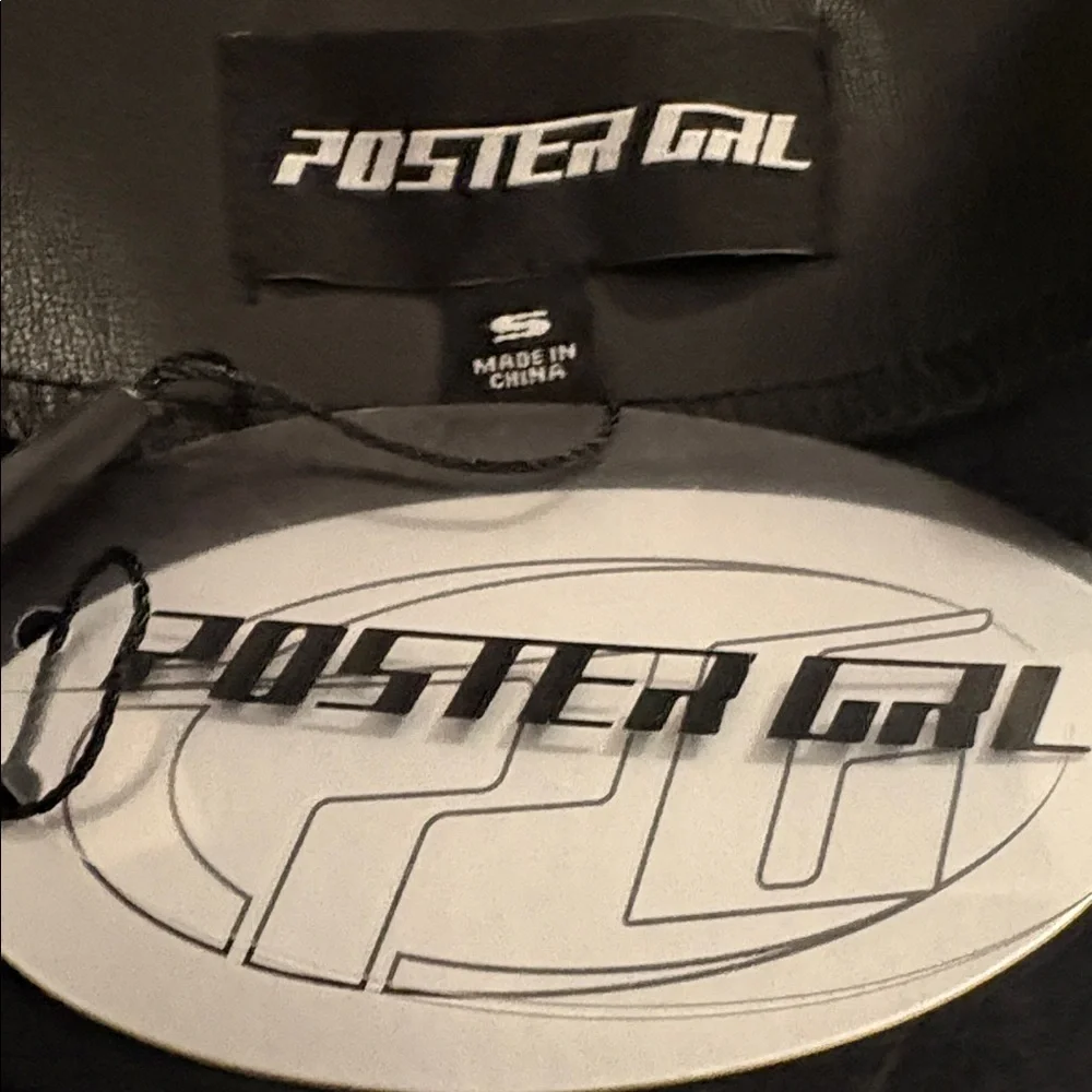 Dolls Kill Brand Poster Grl Black Vegan Leather Mini Skirt w Grommet Details - Picture 4 of 5